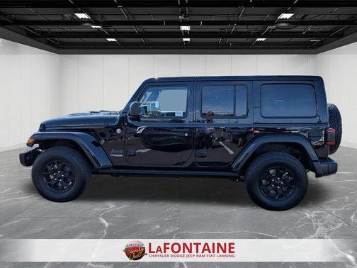Black Clearcoat 2019 Jeep Wrangler Unlimited Moab