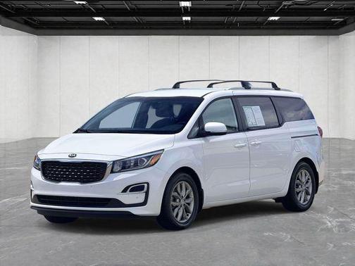 Snow White Pearl 2020 Kia Sedona EX
