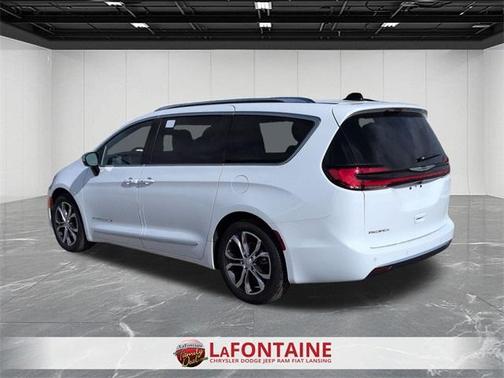 2026 Chrysler Pacifica Pinnacle