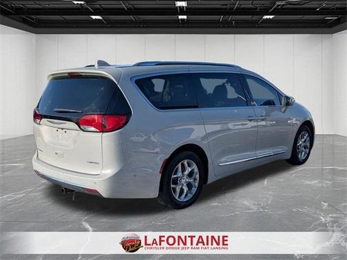2017 Chrysler Pacifica Limited