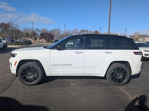 2025 Jeep Grand Cherokee Summit