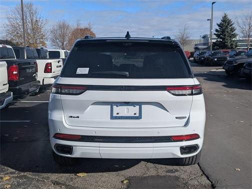 2025 Jeep Grand Cherokee Summit