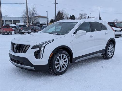 2022 Cadillac XT4 Premium Luxury