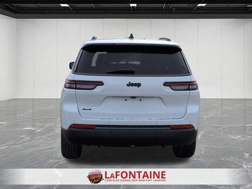 Bright White Clearcoat 2026 Jeep Grand Cherokee L Laredo