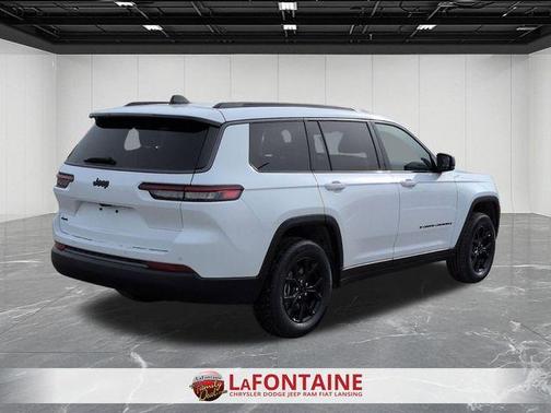 Bright White Clearcoat 2026 Jeep Grand Cherokee L Laredo