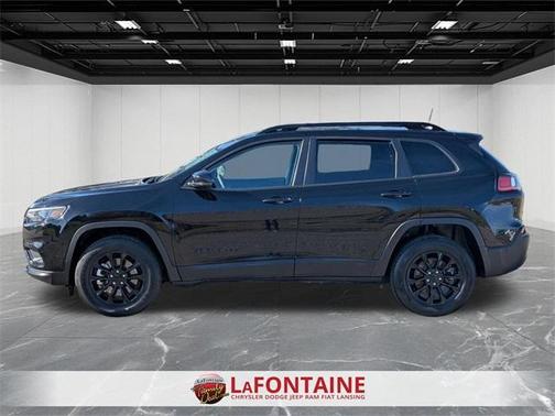 2023 Jeep Cherokee Altitude Lux