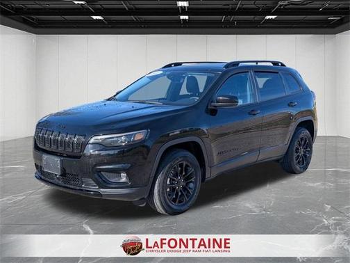 2023 Jeep Cherokee Altitude Lux