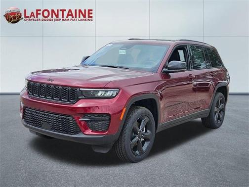 2025 Jeep Grand Cherokee Laredo