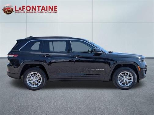 2025 Jeep Grand Cherokee Laredo X
