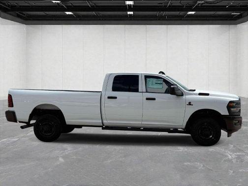 Bright White Clearcoat 2026 RAM 2500 Tradesman