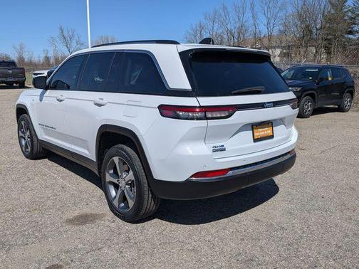 2023 Jeep Grand Cherokee 4xe Base