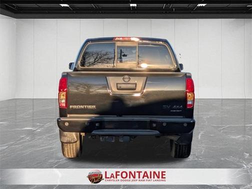 2021 Nissan Frontier SV