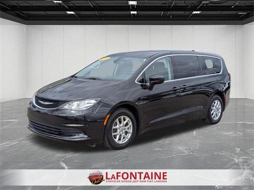 2017 Chrysler Pacifica Touring