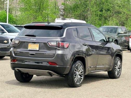 Granite Crystal Clearcoat Metallic 2023 Jeep Compass Limited