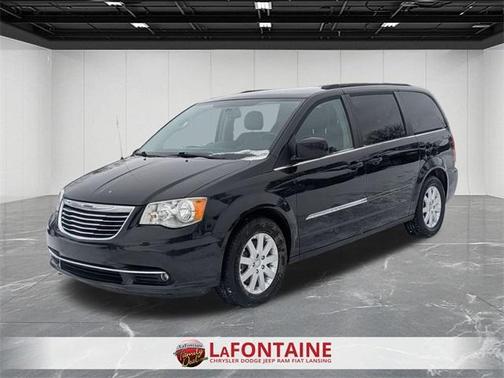 2014 Chrysler Town & Country Touring