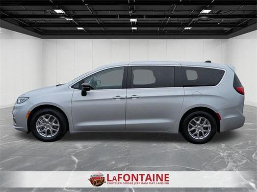 2024 Chrysler Pacifica Touring-L