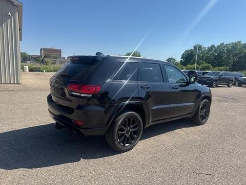 2021 Jeep Grand Cherokee Laredo X