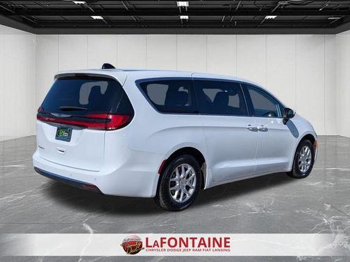 Bright White Clearcoat 2023 Chrysler Pacifica Touring-L