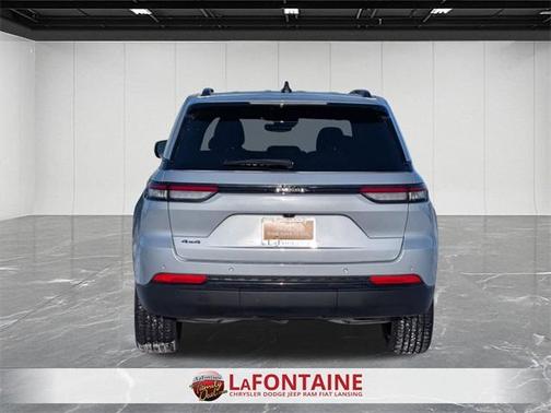 2024 Jeep Grand Cherokee Laredo