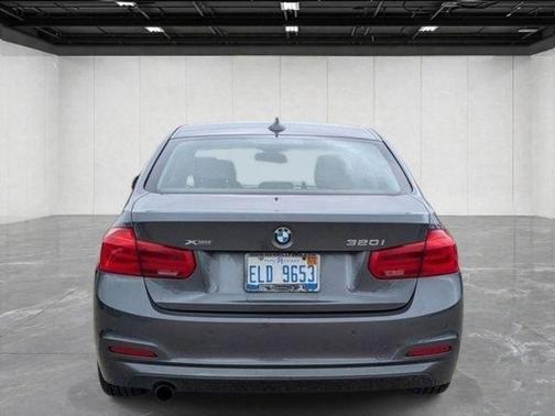 Mineral Gray Metallic 2016 BMW 320 i xDrive