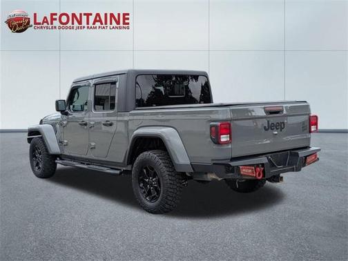 2021 Jeep Gladiator Sport