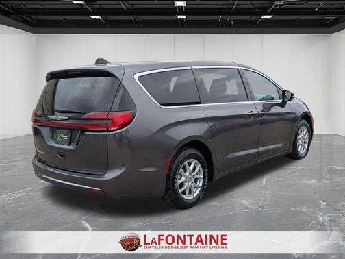 Crystal Metallic 2023 Chrysler Pacifica Touring-L