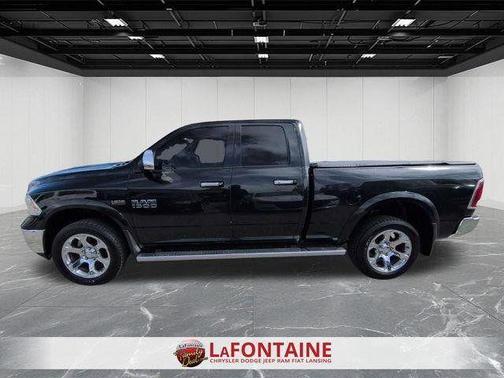 Brilliant Black Clearcoat 2016 RAM 1500 Laramie
