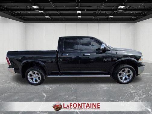 Brilliant Black Clearcoat 2016 RAM 1500 Laramie