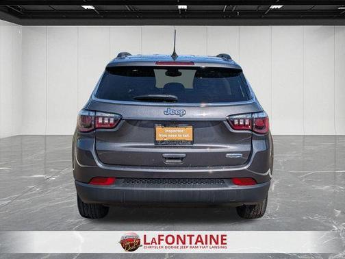 Granite Crystal Clearcoat Metallic 2022 Jeep Compass Latitude