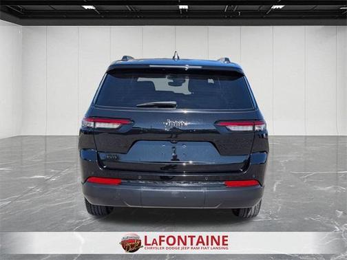 2024 Jeep Grand Cherokee L Laredo
