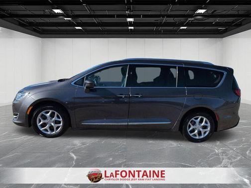 2018 Chrysler Pacifica Touring-L
