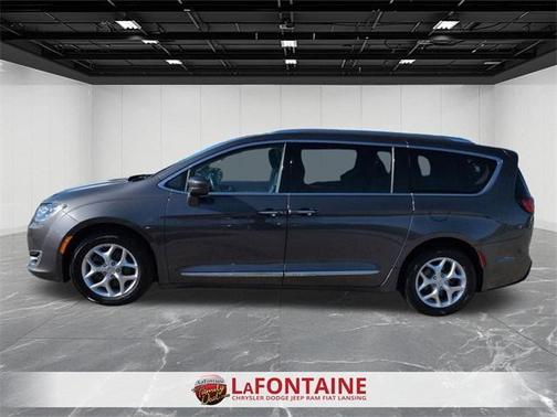 2018 Chrysler Pacifica Touring-L