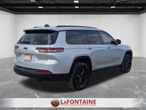 2024 Jeep Grand Cherokee L Laredo