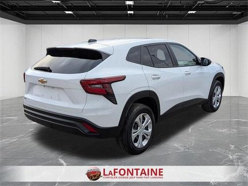 2025 Chevrolet Trax LS