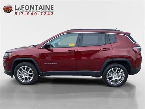 2022 Jeep Compass Latitude Lux