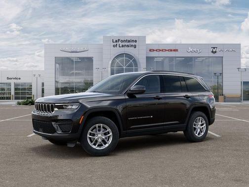 Diamond Black 2026 Jeep Grand Cherokee Laredo