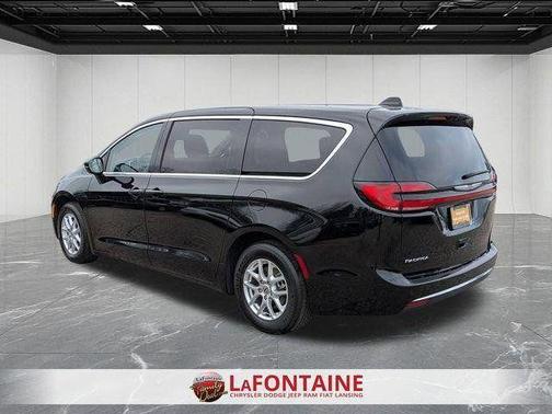 Diamond Black 2024 Chrysler Pacifica Touring-L