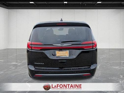 Diamond Black 2024 Chrysler Pacifica Touring-L