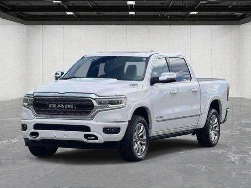 Bright White Clearcoat 2023 RAM 1500 Limited