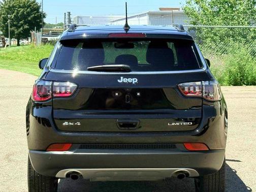 Diamond Black 2023 Jeep Compass Limited