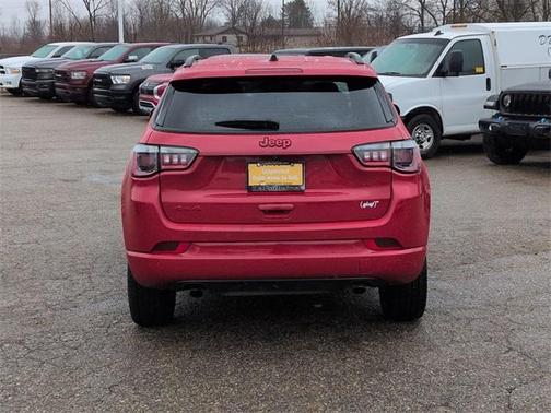 2023 Jeep Compass (RED) Edition