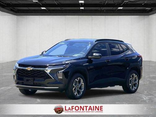 Black Metallic 2025 Chevrolet Trax LT