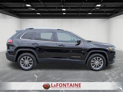 Diamond Black 2019 Jeep Cherokee Latitude Plus