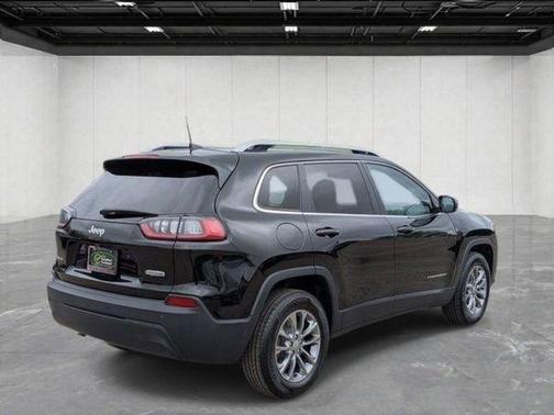 Diamond Black 2019 Jeep Cherokee Latitude Plus