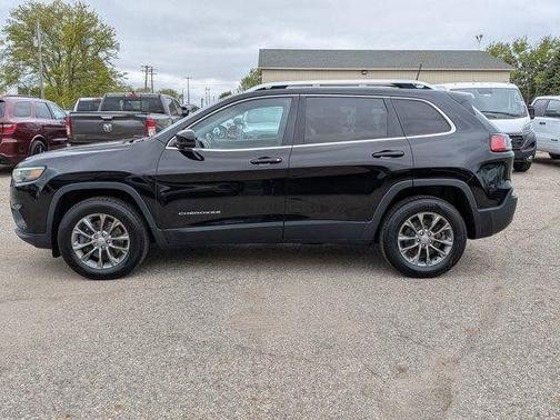 Diamond Black 2019 Jeep Cherokee Latitude Plus