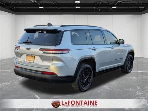 2024 Jeep Grand Cherokee L Laredo