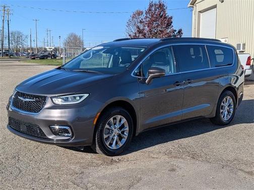 2022 Chrysler Pacifica Touring-L