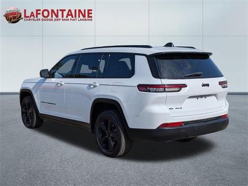 2022 Jeep Grand Cherokee L Laredo