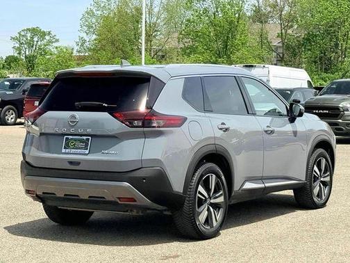 Boulder Gray 2023 Nissan Rogue SL