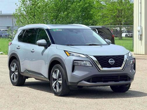 Boulder Gray 2023 Nissan Rogue SL